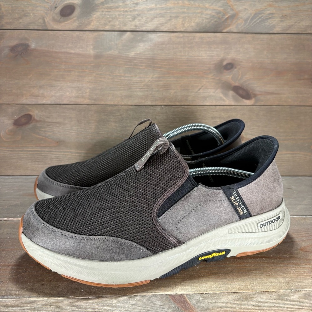 skechers go walk andes II mens size 10 shoes brown slip on comfort sneakers - Picture 1 of 9